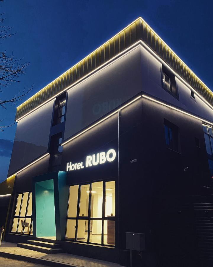 Rubo Hotel Szumen Zewnętrze zdjęcie