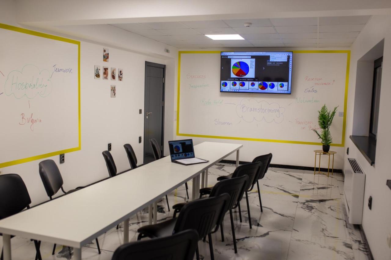 Rubo Hotel Szumen Zewnętrze zdjęcie