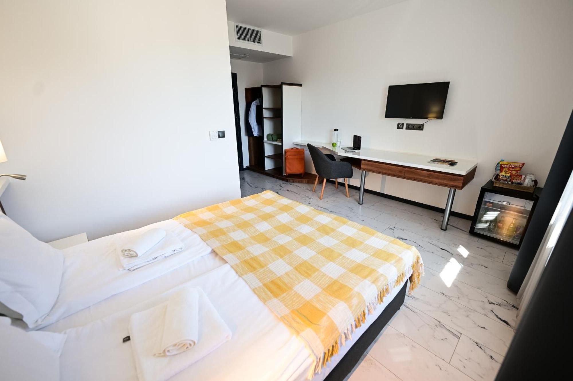 Rubo Hotel Szumen Zewnętrze zdjęcie