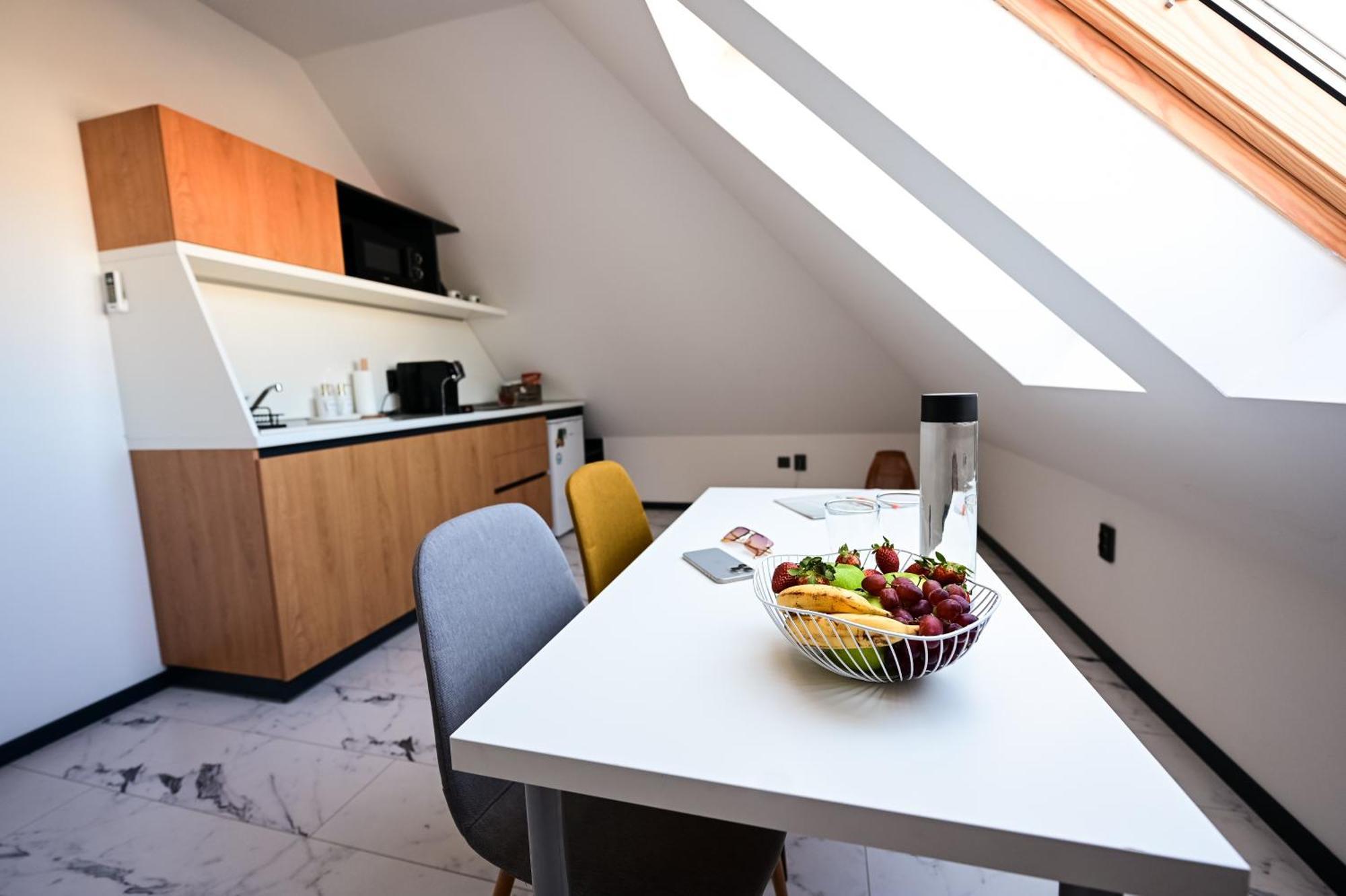 Rubo Hotel Szumen Zewnętrze zdjęcie