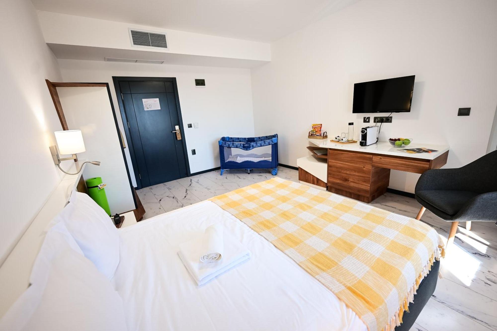 Rubo Hotel Szumen Zewnętrze zdjęcie
