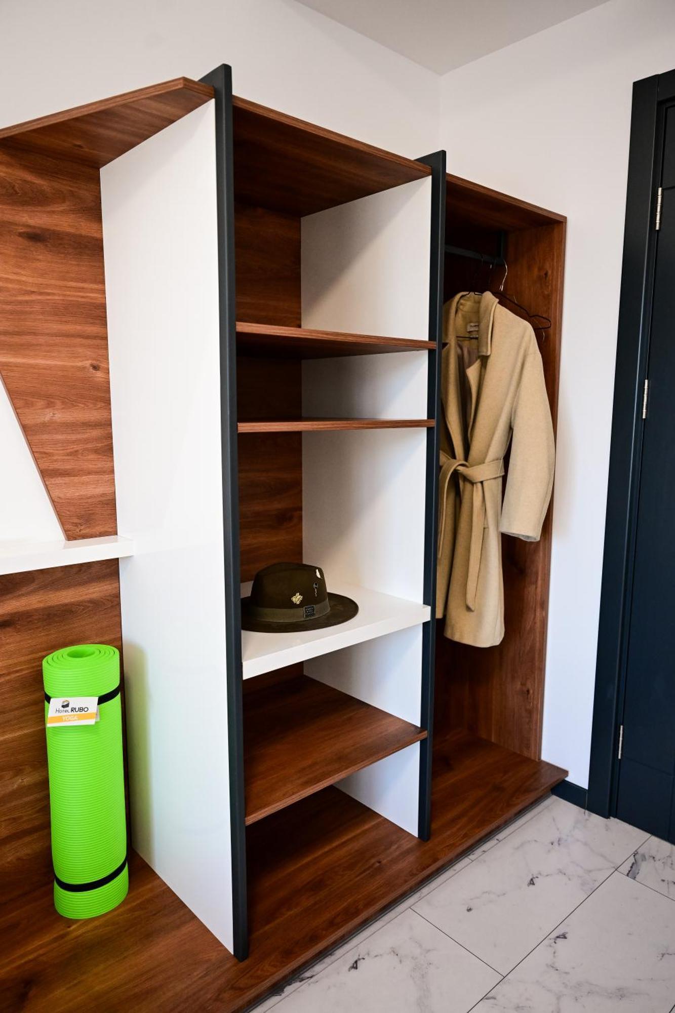 Rubo Hotel Szumen Zewnętrze zdjęcie
