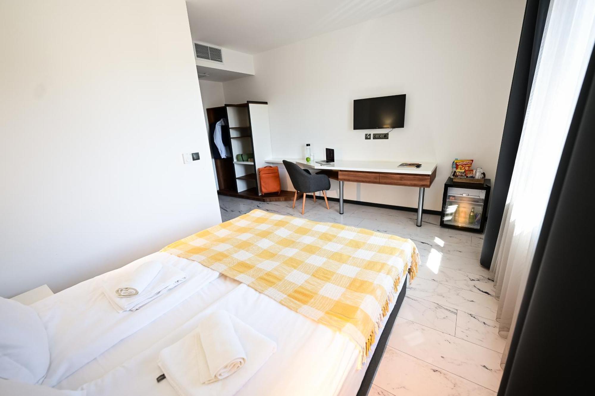 Rubo Hotel Szumen Zewnętrze zdjęcie